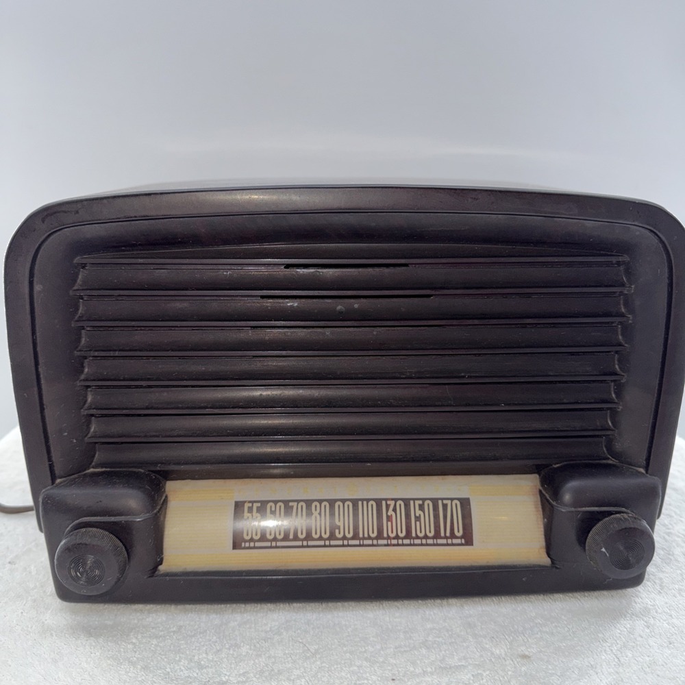 Rare Vintage General Electric GE Model 115 Bakelite Tube Radio Brown Working!